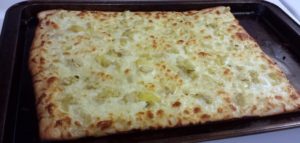 Monday Dinner - Artichoke & Garlic Pizza